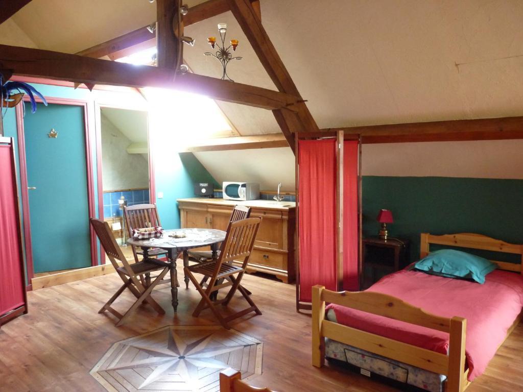 Martigny-le-Comte Le Trot'In Chair Bed & Breakfast 部屋 写真